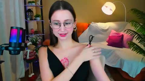 Vetta online show from November 23, 4:30 pm