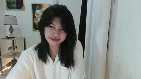 Trish online show from February 12, 8:07 pm