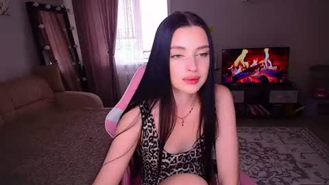 yourslina online show from July 7, 3:53 am