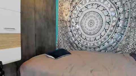 YourVenus00 -Follow my OF online show from February 20, 11:23 am