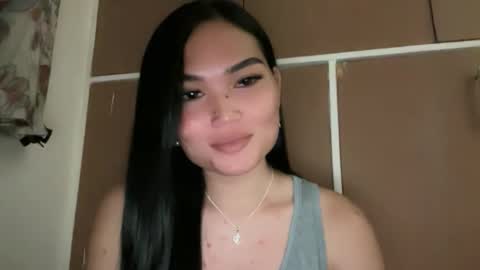 yrdrmgrl_jennie26 online show from November 28, 12:41 pm