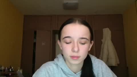 Yuliia online show from December 22, 10:07 am