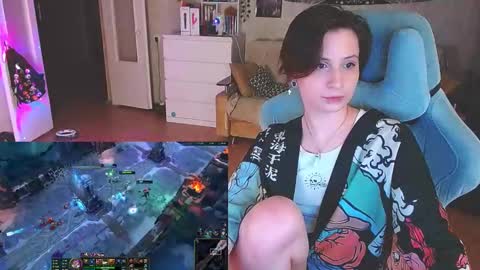 Kris online show from March 2, 9:08 pm