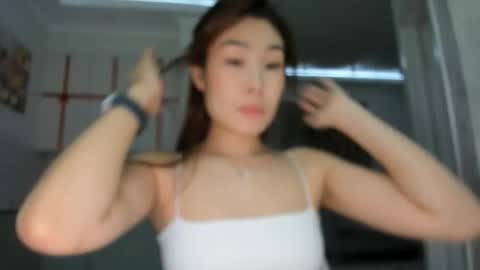 Yumi online show from January 18, 2:35 pm