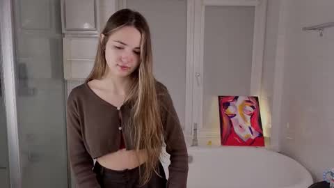 Emily online show from February 22, 4:19 pm