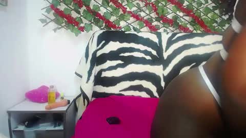 zahhy online show from December 2, 2:07 pm