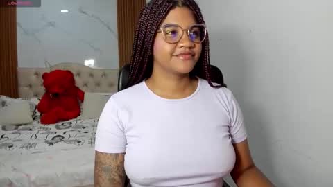 zahra_rose online show from March 26, 9:16 pm