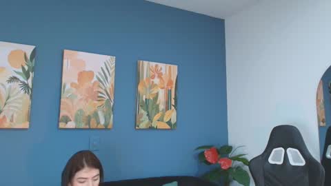 zamira_taylor online show from February 3, 6:22 am