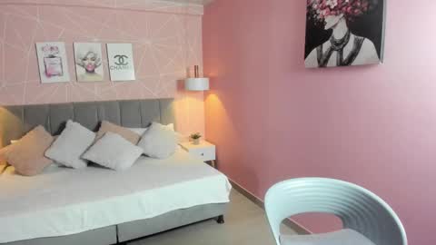 Zara Sweet  online show from October 1, 1:49 pm