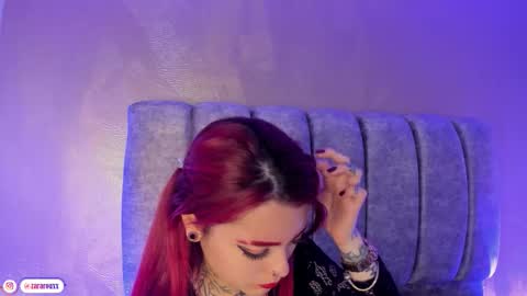 Zara  online show from March 3, 7:31 pm