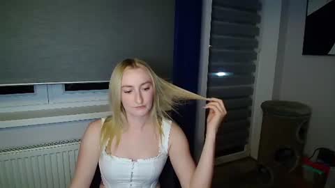 zaraallure online show from August 8, 9:34 pm