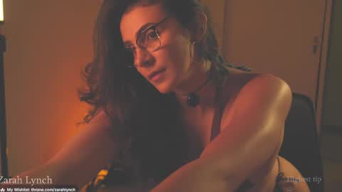 Miss Lynch   Next show  2911 online show from April 29, 4:05 am