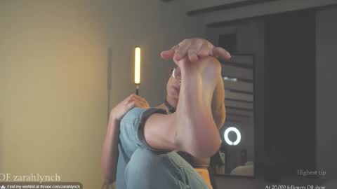 Miss Lynch   Next show  2911 online show from November 11, 2:29 am