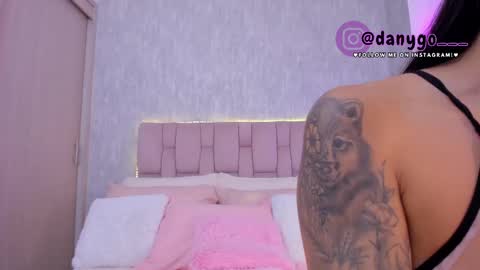 Zariana online show from February 20, 10:37 pm