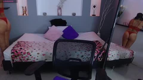 Karolyne online show from September 18, 4:05 pm