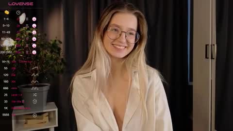 Avi online show from September 16, 3:20 pm