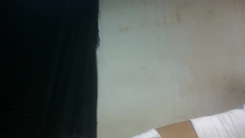 Snapshot of zeolineess chatting on October 19, 10:34 pm zeolineess online show from October 19, 10:34 pm