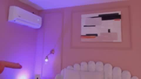 ZIA online show from December 4, 7:25 pm