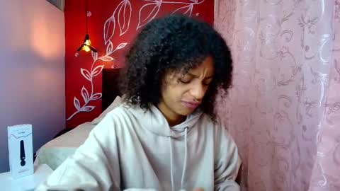 Zia Green online show from February 23, 5:06 am