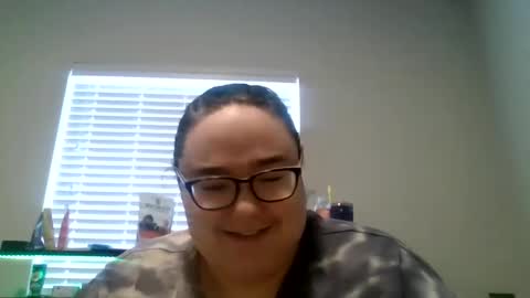 Snapshot of zodiacfan2023 chatting on December 18, 3:55 pm zodiacfan online show from December 18, 3:55 pm