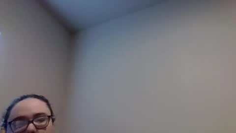 Snapshot of zodiacfan2023 chatting on October 29, 4:42 pm zodiacfan online show from October 29, 4:42 pm