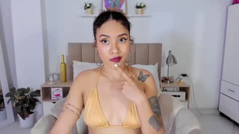 Zoe Gruber online show from May 31, 11:06 pm