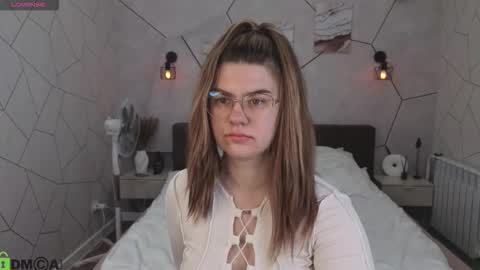 Zoe online show from February 20, 6:19 am