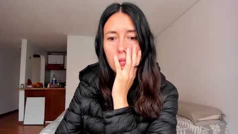 ZOE online show from January 6, 8:34 pm