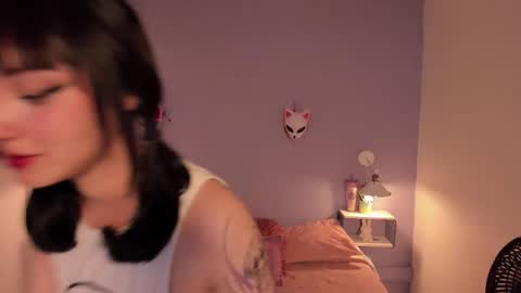 Zoe Lynch online show from September 23, 11:52 am