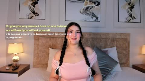 zoe_moon__ online show from April 4, 2:16 pm
