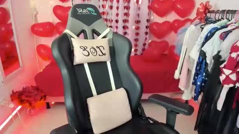 zoe_sullivan_ online show from February 15, 9:19 am