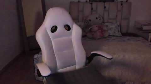 Zoe online show from November 16, 2:39 pm