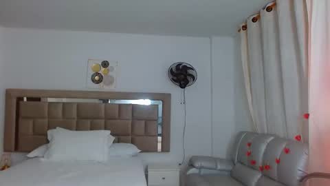 ZOE online show from March 19, 2:54 pm