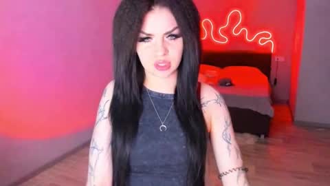 zoedrift online show from February 4, 3:59 pm