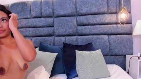 zoedusk online show from February 28, 5:56 pm