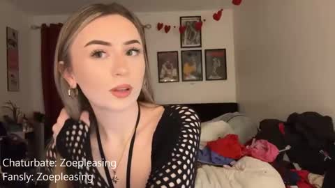 zoepleasing online show from February 10, 12:57 am