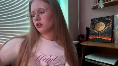 Lisa online show from February 19, 8:14 am