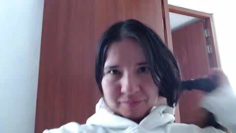 zohe online show from January 19, 2:28 pm