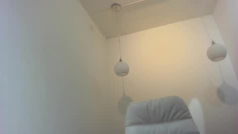 Zooe online show from December 10, 11:43 am