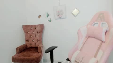 Alicie online show from October 28, 3:07 pm