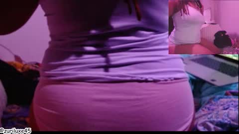 zuriluxe45 online show from October 25, 10:49 pm