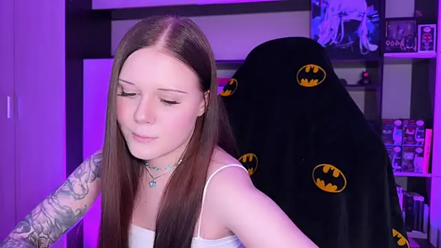 jasminevine online show from March 20, 1:43 am