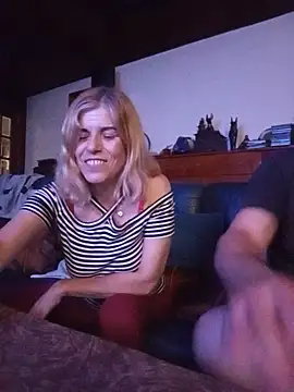 coolkasal online show from June 17, 10:11 pm