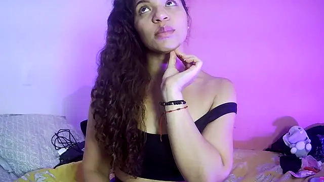 gatubelahot online show from February 12, 3:08 am