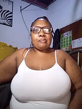 YELLOW BONE online show from April 6, 9:16 pm