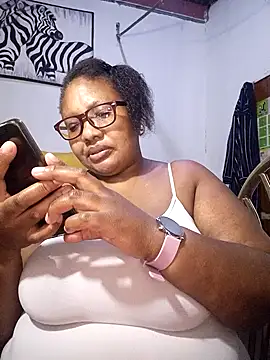 YELLOW BONE online show from March 19, 8:35 pm