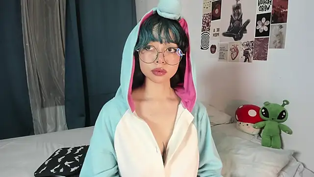 acid candy  online show from September 21, 1:04 am