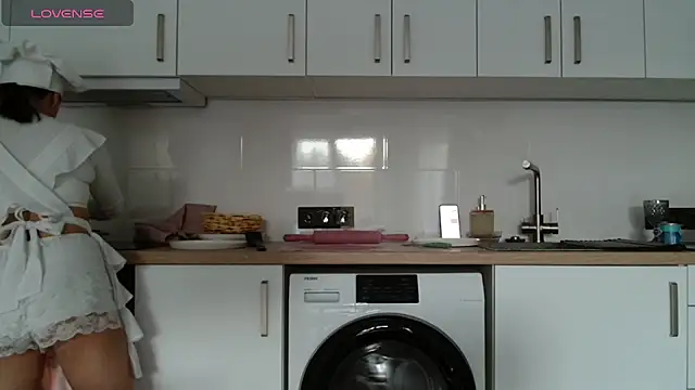 secret library online show from October 2, 12:21 pm