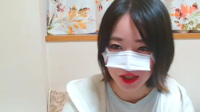 liliyRiSAcha-n online show from November 15, 7:09 am