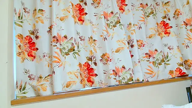 liliyRiSAcha-n online show from March 6, 7:14 am